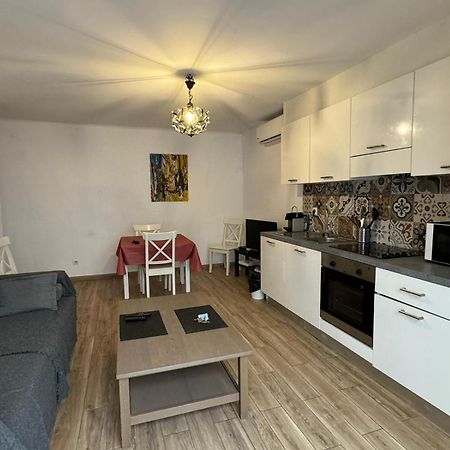 Cosy Poullan, 2-Bedroom Apartment, 200 M From The Beach Nizza Kültér fotó