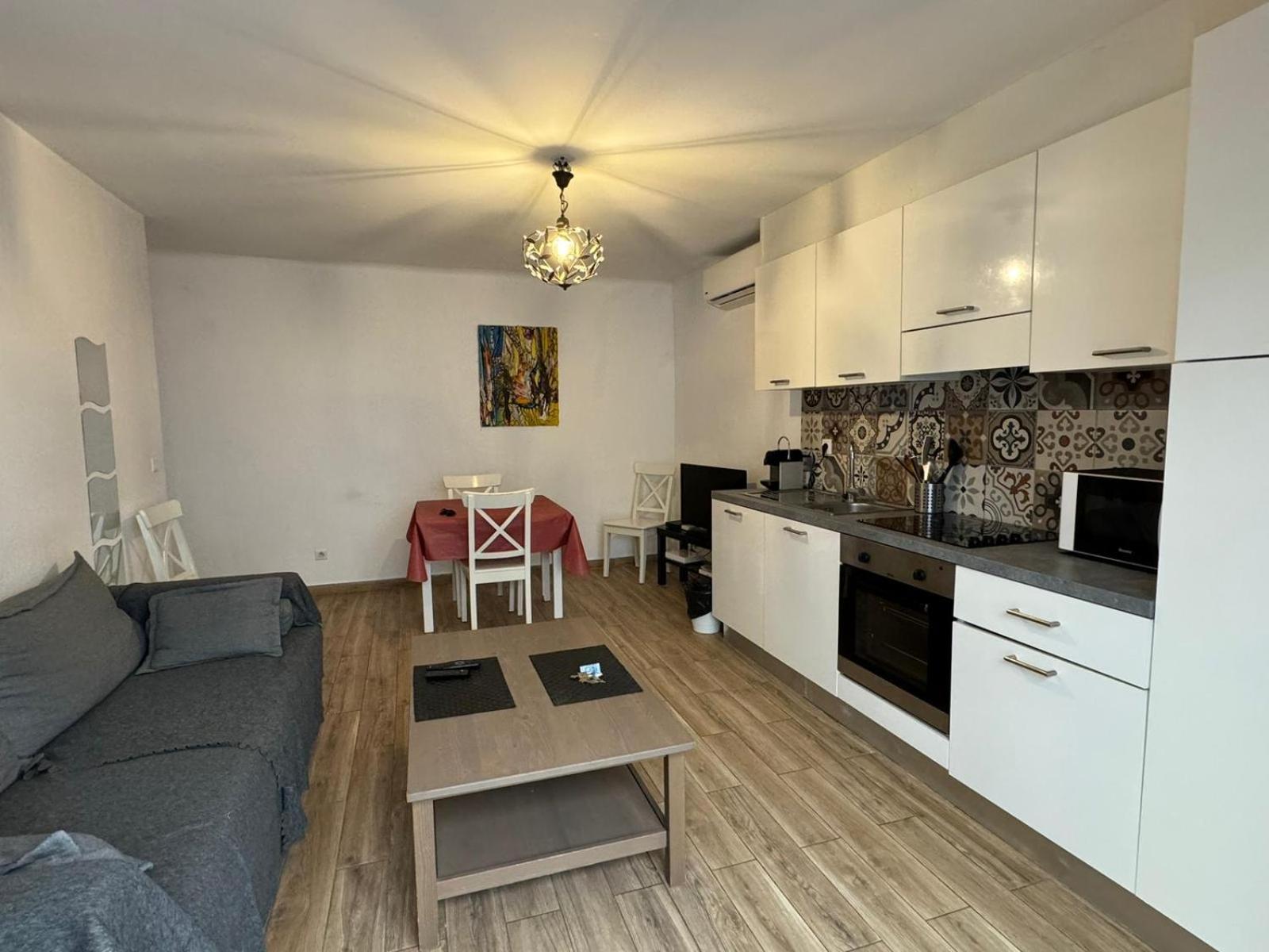 Cosy Poullan, 2-Bedroom Apartment, 200 M From The Beach Nizza Kültér fotó