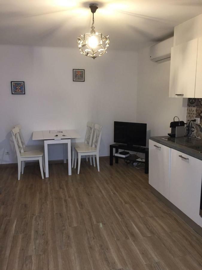 Cosy Poullan, 2-Bedroom Apartment, 200 M From The Beach Nizza Kültér fotó